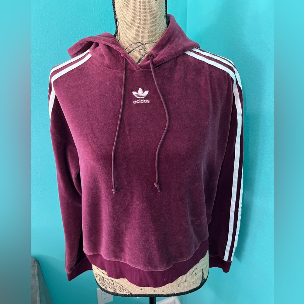 #64 NWOT adidas Long Sleeve Pullover Velour Drawstring Hoodie Size Small